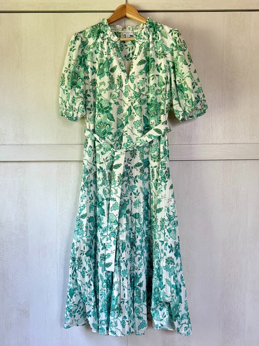 Current Air Tony Tiered Midi Dress in Green Floral Size M Puff Sleeve Pleated - Picture 3 of 15